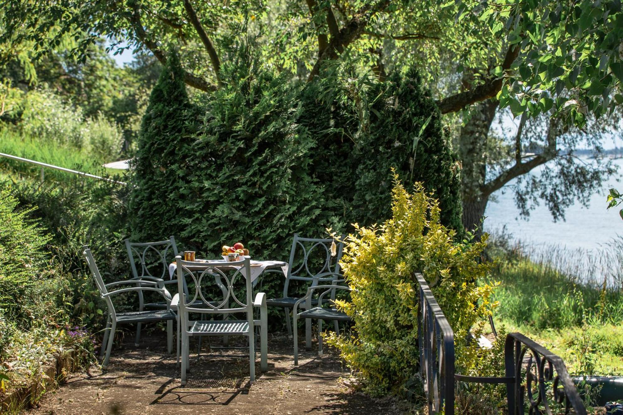 Lakeside Apartment - Seeufer Apartment Allensbach Kültér fotó